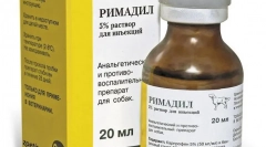 Rimadil dla psów: instrukcje użytkowania, przeciwwskazań i skutków ubocznych